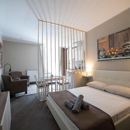 Katana Suites Apartments คาตาเนีย ภายนอก รูปภาพ