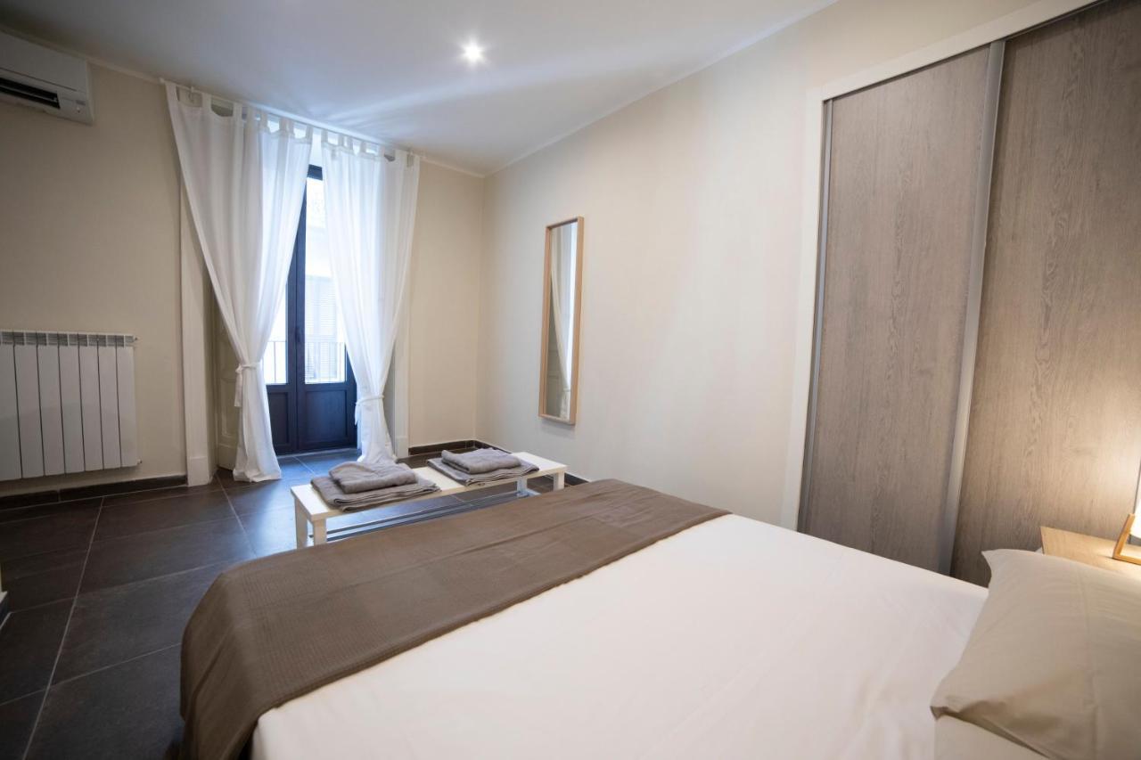 Katana Suites Apartments คาตาเนีย ภายนอก รูปภาพ